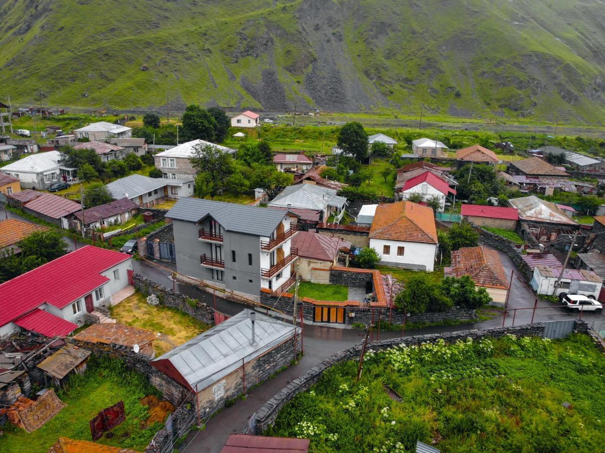 Sno Inn Kazbegi Εξωτερικό φωτογραφία