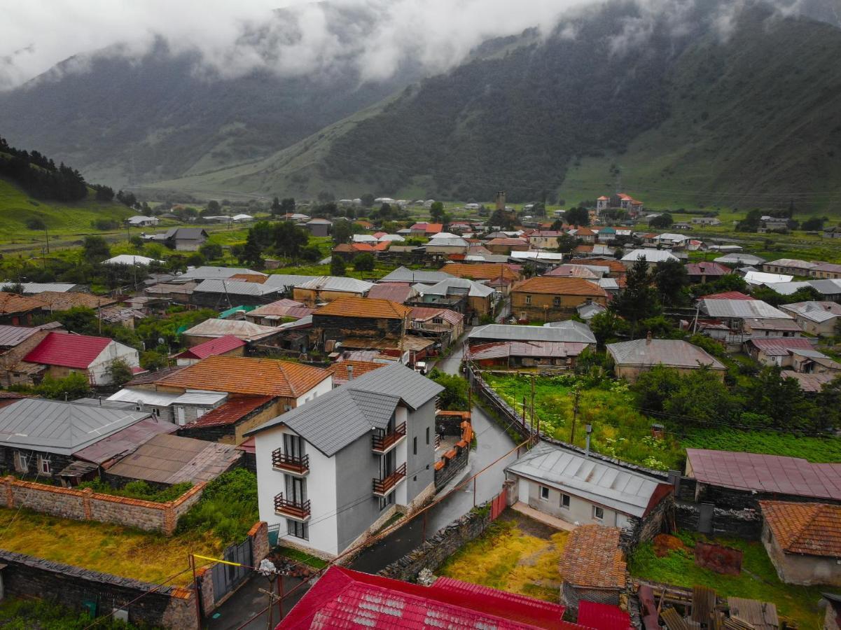 Sno Inn Kazbegi Εξωτερικό φωτογραφία